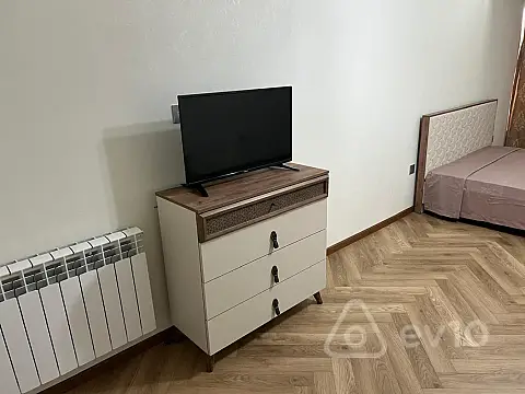 Kirayə verilir 1 otaqlı yeni tikili 43 m²