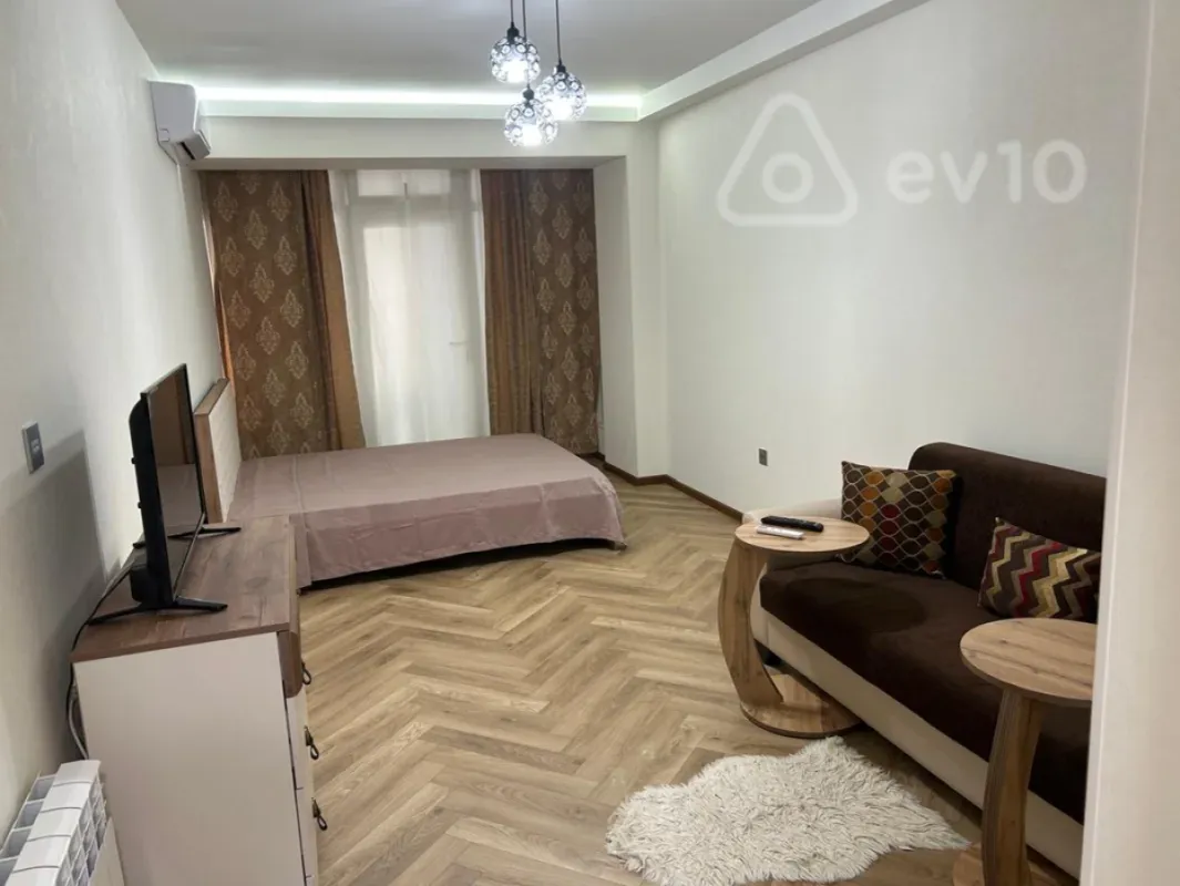 Kirayə verilir 1 otaqlı yeni tikili 43 m²