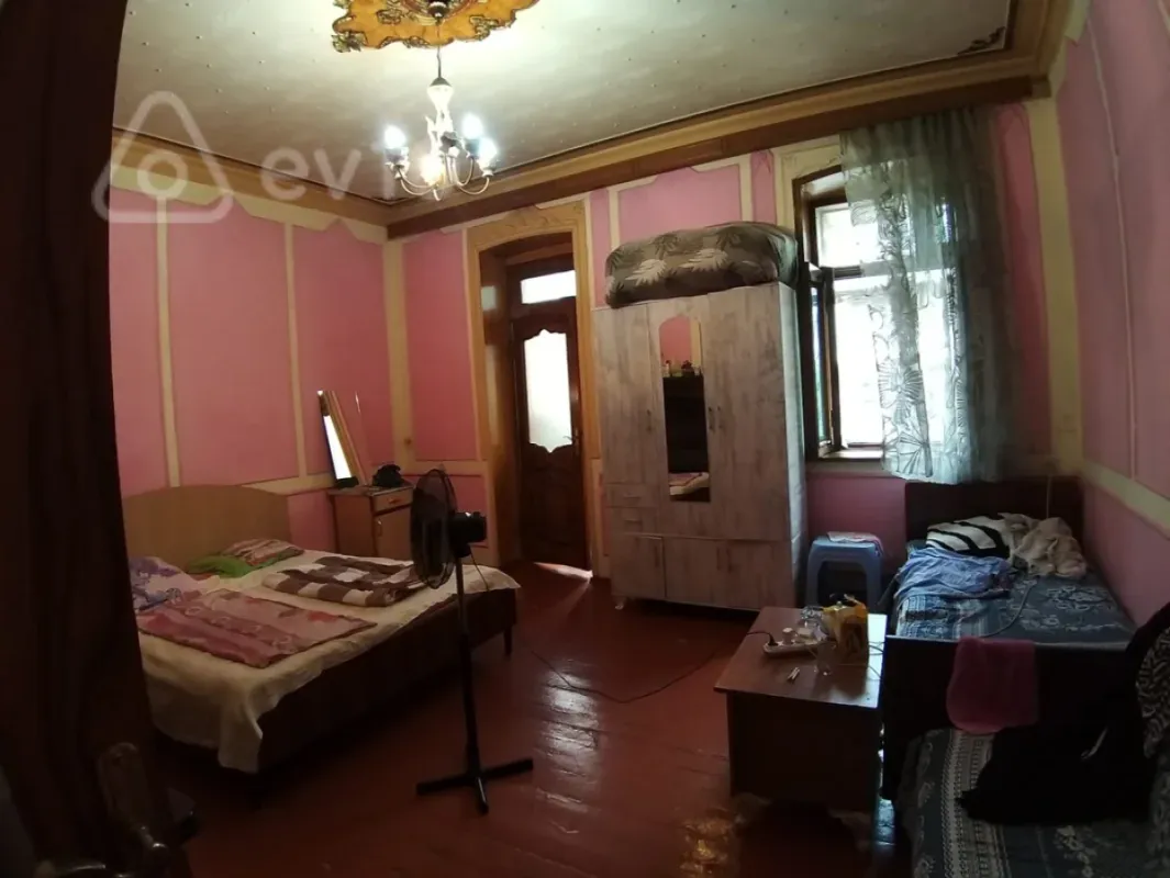 Satılır 3 otaqlı köhnə tikili 67 m²