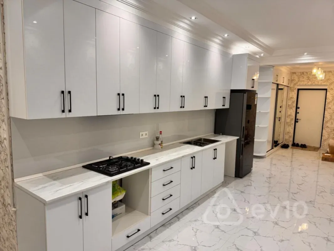 Kirayə verilir 2 otaqlı yeni tikili 93 m²