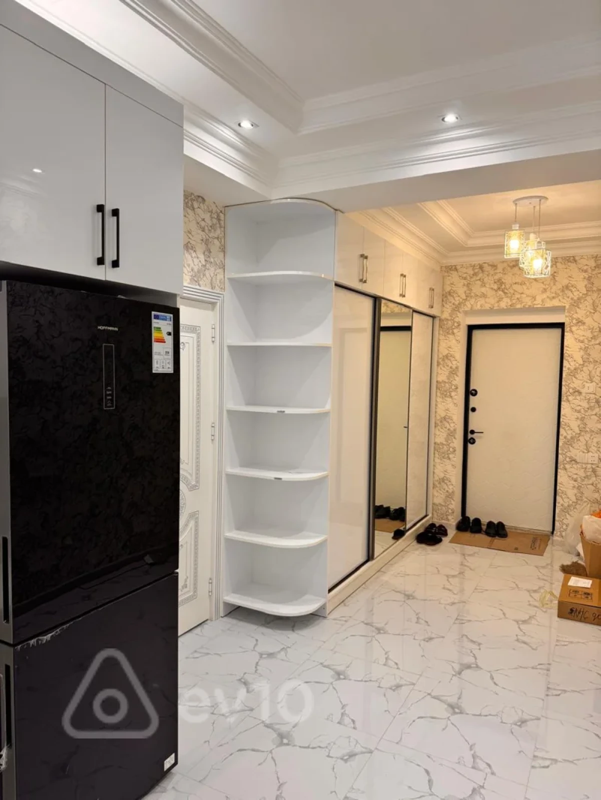 Kirayə verilir 2 otaqlı yeni tikili 93 m²