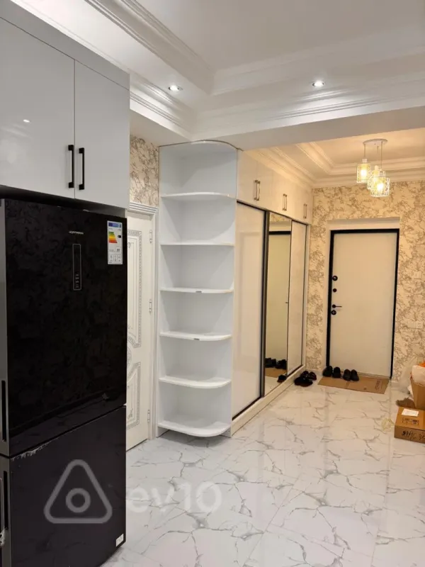 Kirayə verilir 2 otaqlı yeni tikili 93 m²