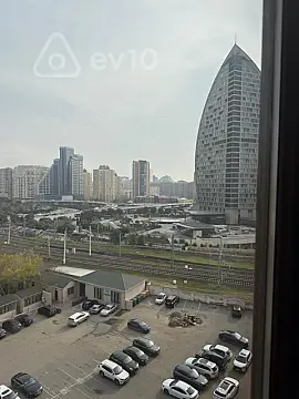 Kirayə verilir 3 otaqlı yeni tikili 165 m²