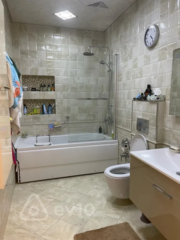 Satılır 4 otaqlı yeni tikili 168 m²