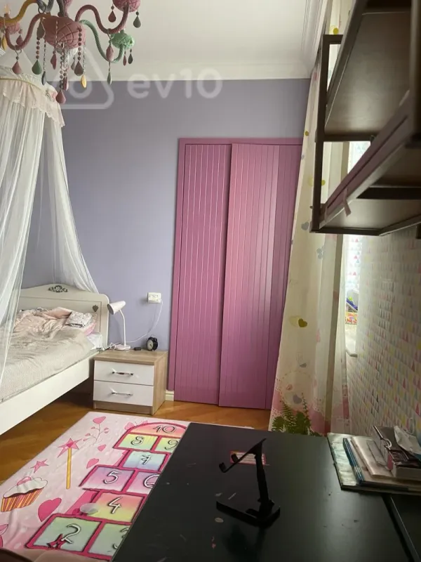 Satılır 4 otaqlı yeni tikili 168 m²