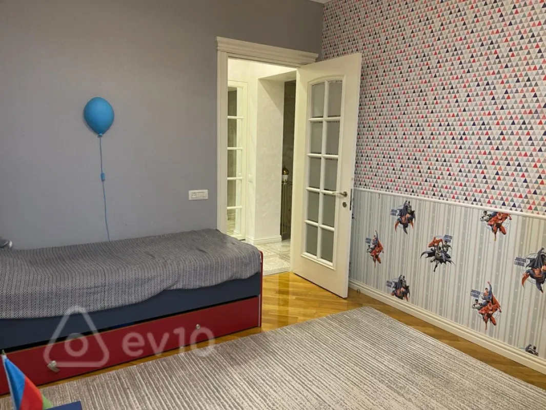 Satılır 4 otaqlı yeni tikili 168 m²