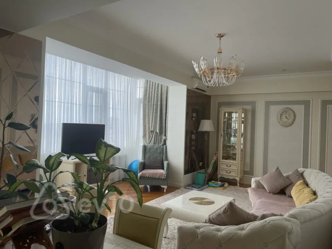 Satılır 4 otaqlı yeni tikili 168 m²