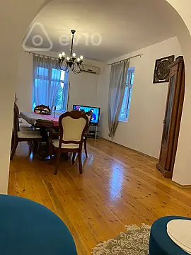 Kirayə verilir 3 otaqlı həyət evi 200 m²