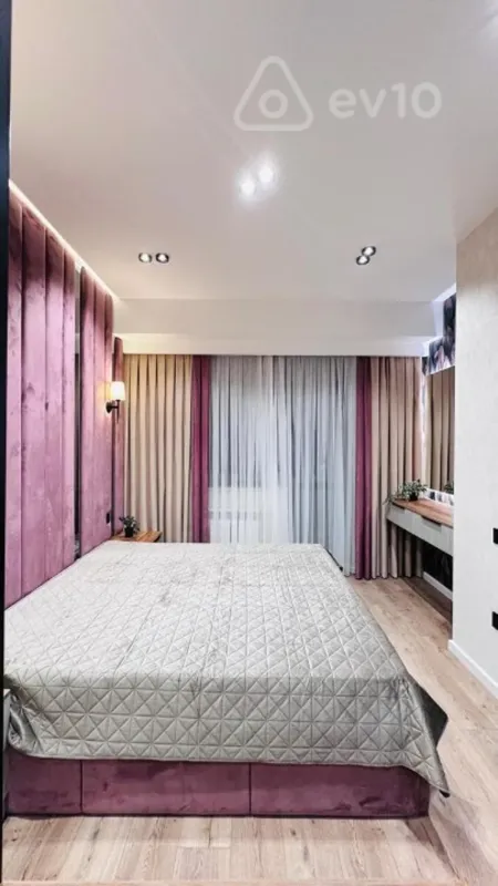 Satılır 3 otaqlı yeni tikili 90 m²