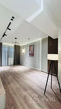 Satılır 3 otaqlı yeni tikili 90 m²