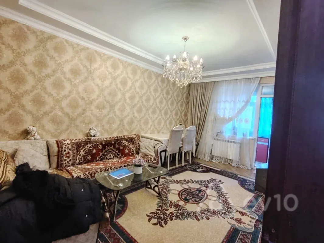 Kirayə verilir 3 otaqlı köhnə tikili 65 m²