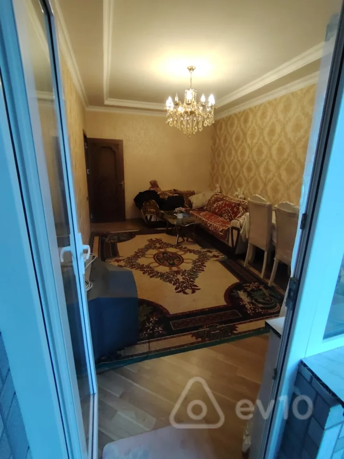 Kirayə verilir 3 otaqlı köhnə tikili 65 m²