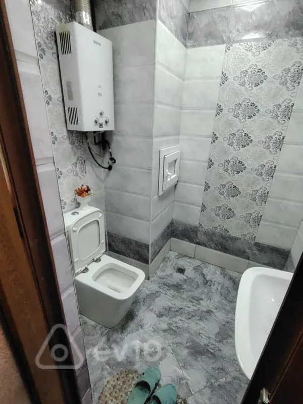 Kirayə verilir 3 otaqlı köhnə tikili 65 m²