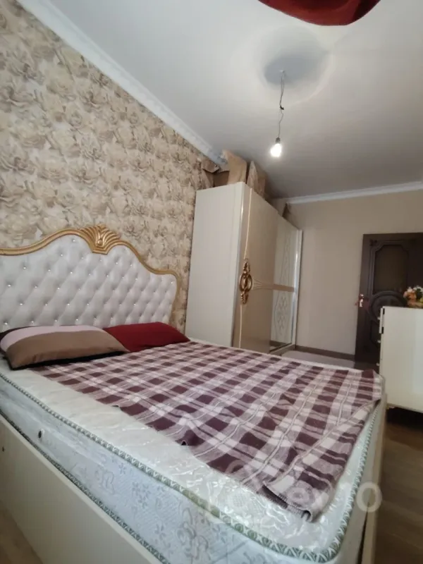 Kirayə verilir 3 otaqlı köhnə tikili 65 m²