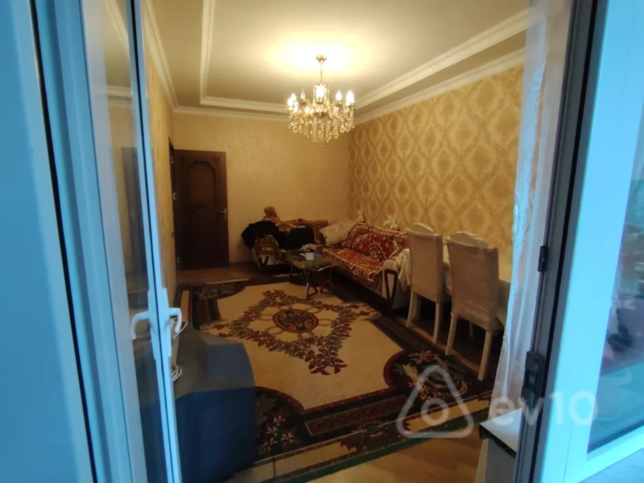 Kirayə verilir 3 otaqlı köhnə tikili 65 m²