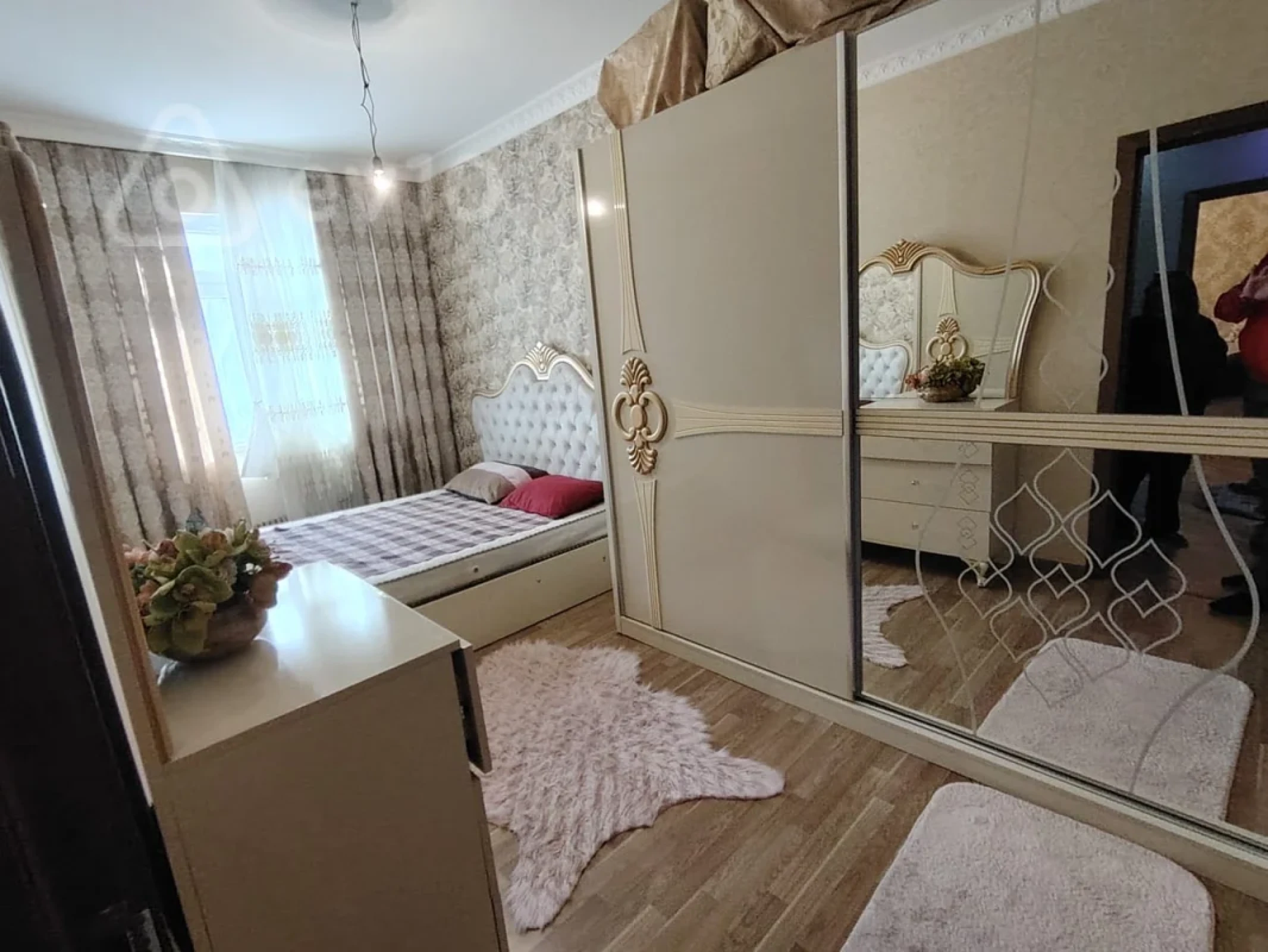 Kirayə verilir 3 otaqlı köhnə tikili 65 m²
