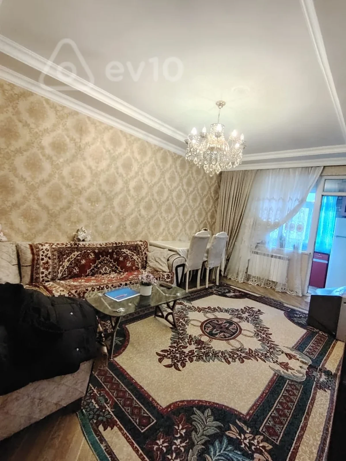 Kirayə verilir 3 otaqlı köhnə tikili 65 m²