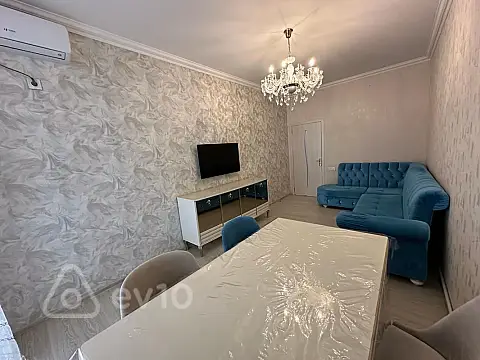 Kirayə verilir 2 otaqlı yeni tikili 70 m²