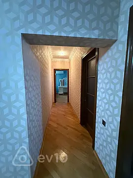 Kirayə verilir 3 otaqlı yeni tikili 134 m²