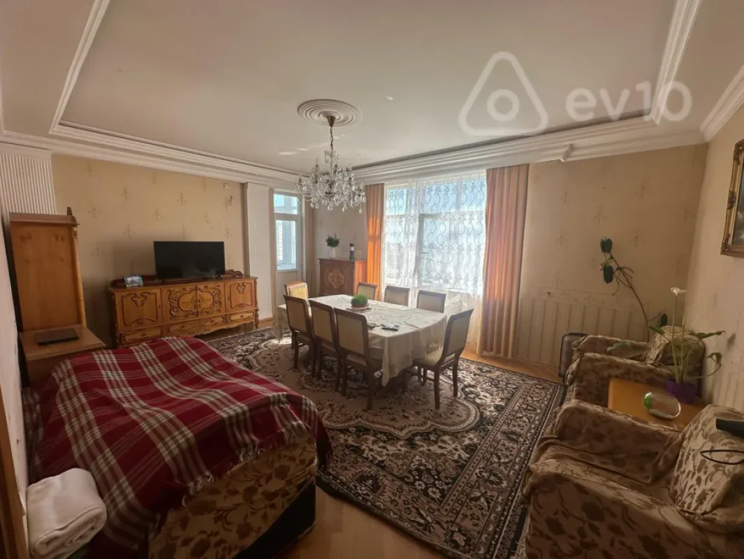 Satılır 3 otaqlı yeni tikili 127 m²