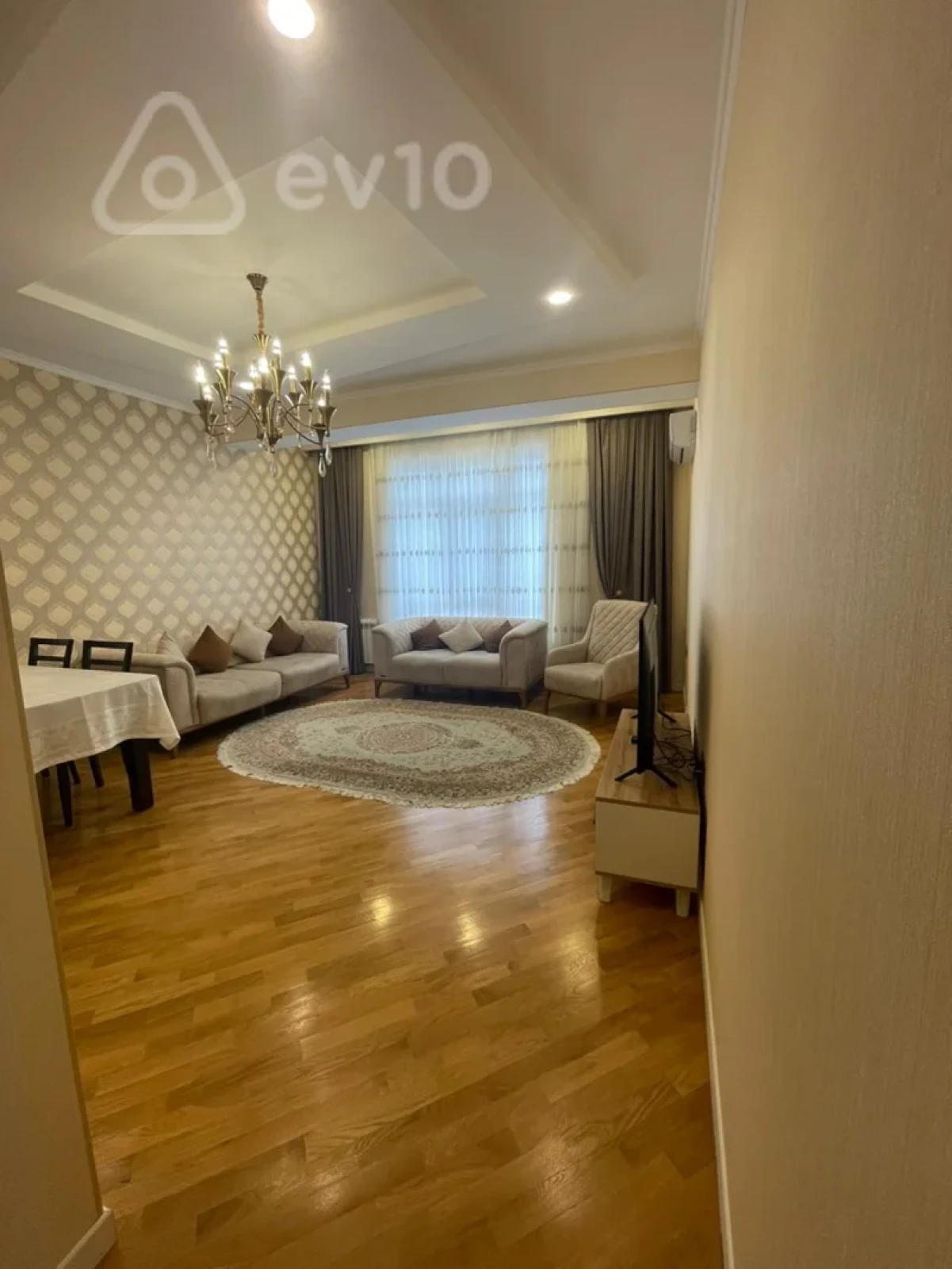 Satılır 3 otaqlı yeni tikili 127.4 m²