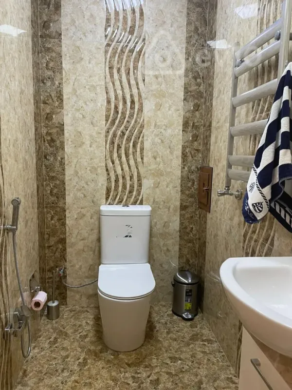 Satılır 3 otaqlı yeni tikili 127.4 m²