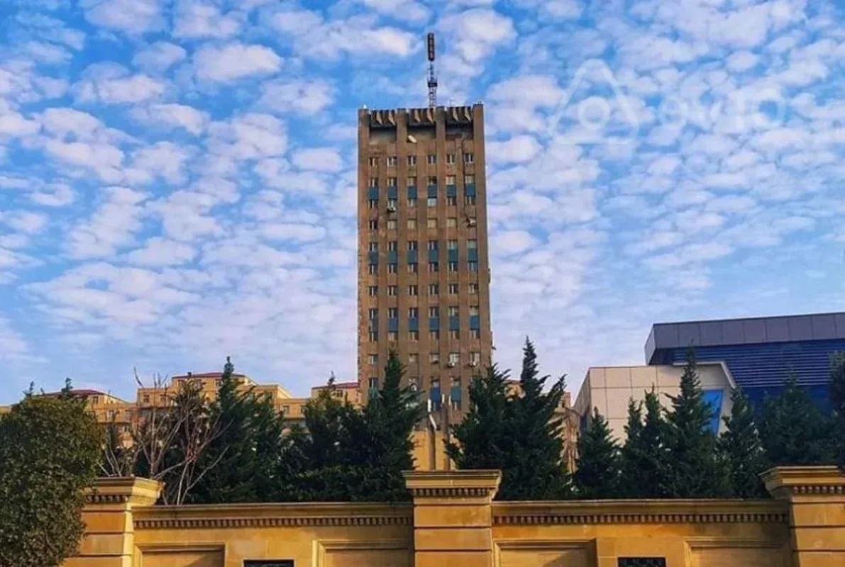 Kirayə verilir 2 otaqlı yeni tikili 70 m²