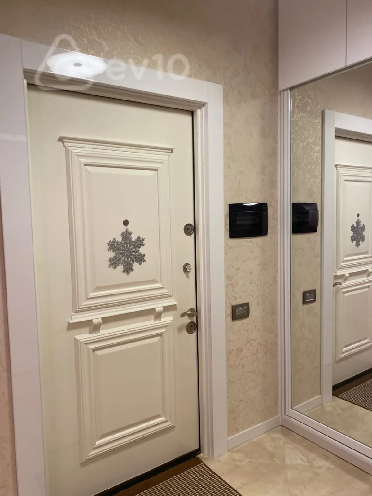 Kirayə verilir 2 otaqlı yeni tikili 70 m²