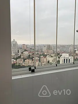 Kirayə verilir 2 otaqlı yeni tikili 70 m²