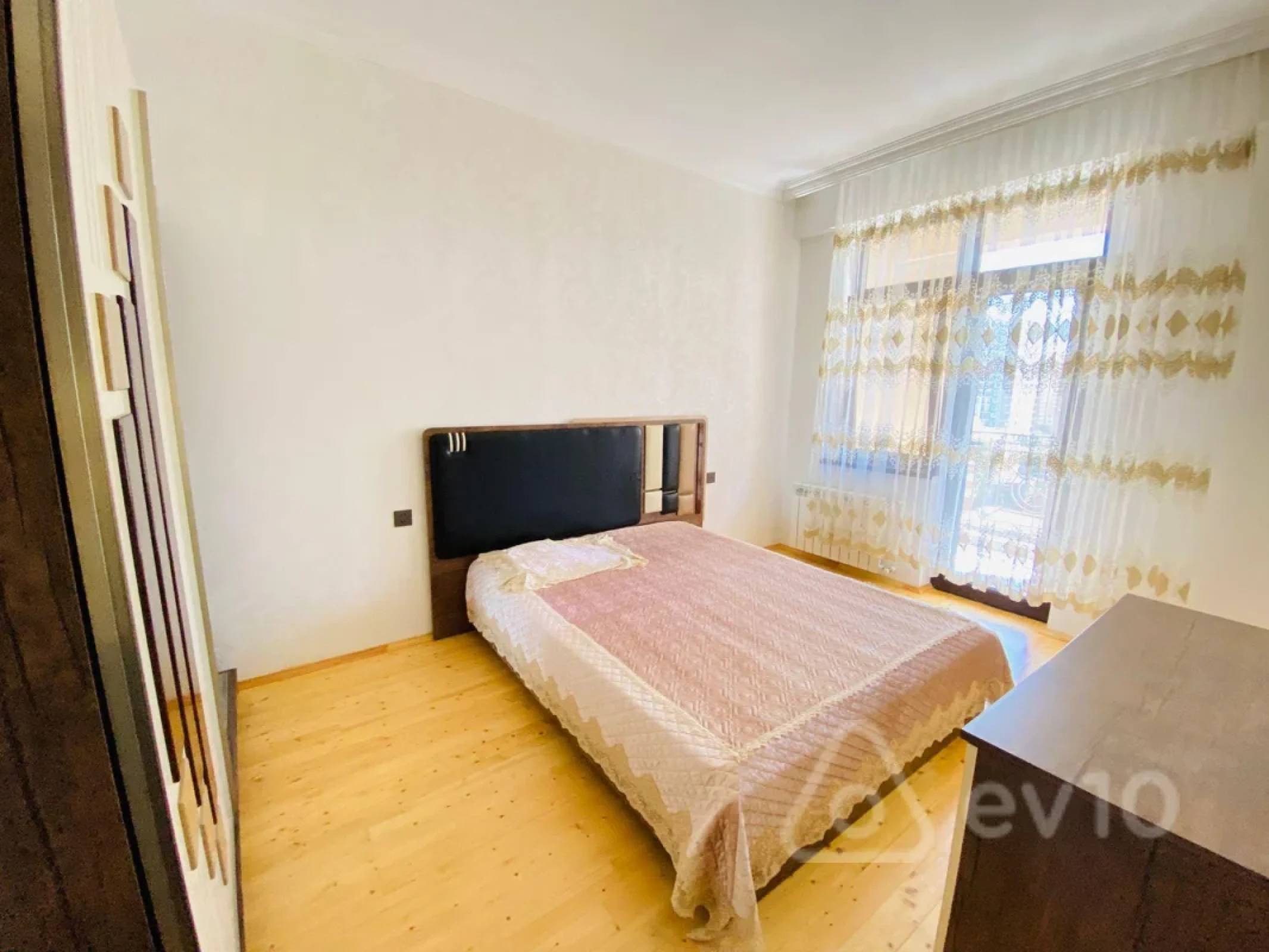Kirayə verilir 2 otaqlı yeni tikili 40 m²