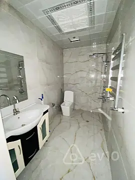 Kirayə verilir 2 otaqlı yeni tikili 40 m²