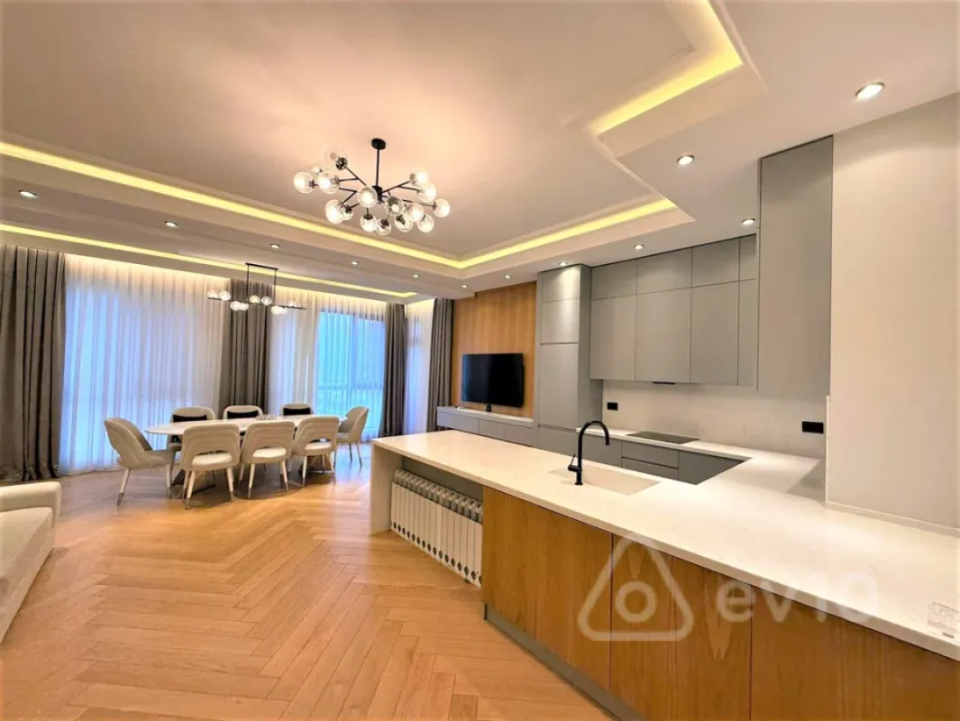 Kirayə verilir 2 otaqlı yeni tikili 120 m²