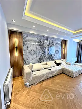 Kirayə verilir 2 otaqlı yeni tikili 120 m²