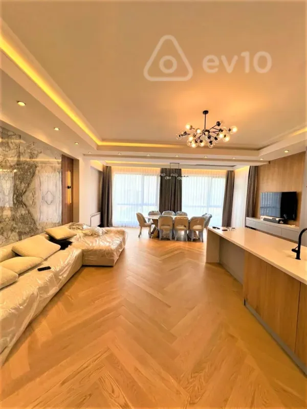 Kirayə verilir 2 otaqlı yeni tikili 120 m²