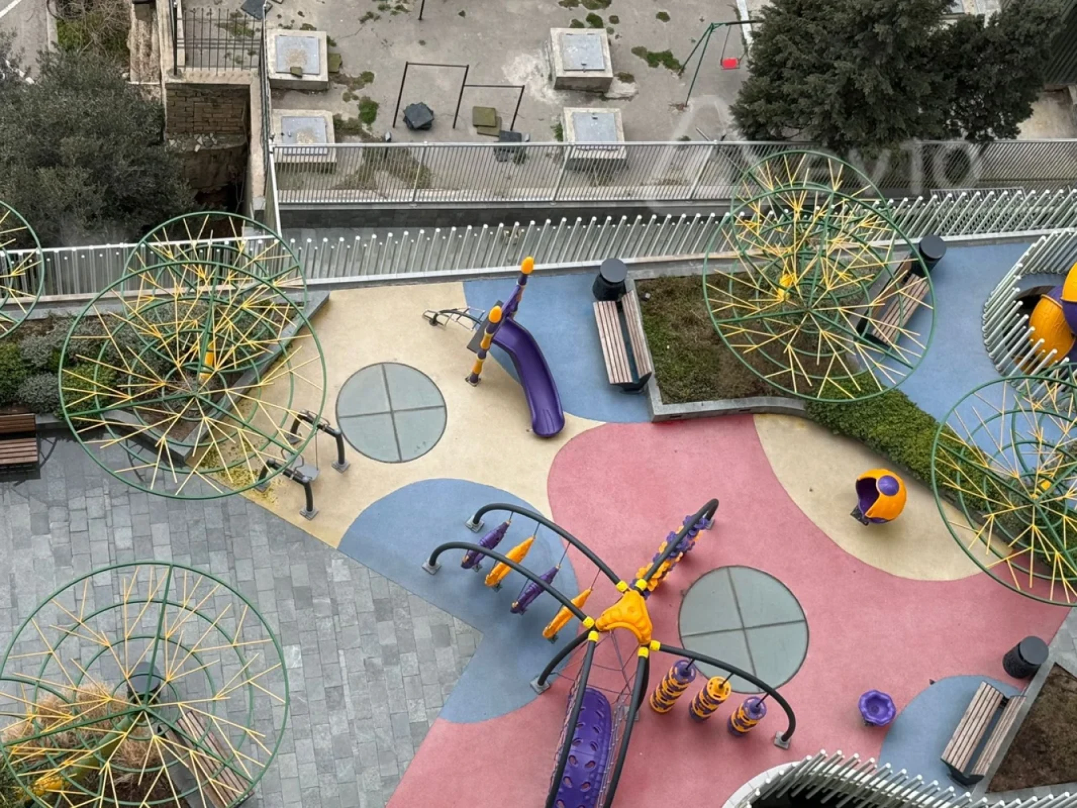 Kirayə verilir 2 otaqlı yeni tikili 120 m²