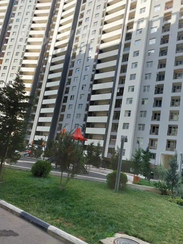 Satılır 2 otaqlı yeni tikili 66.2 m²