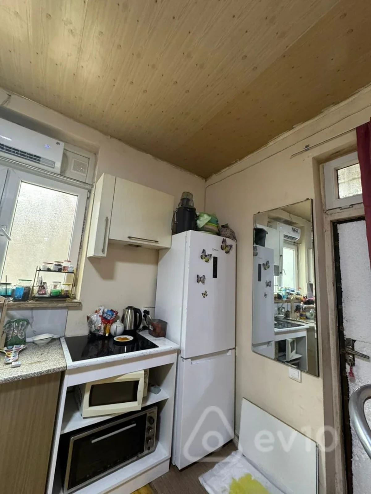 Kirayə verilir 2 otaqlı köhnə tikili 55 m²