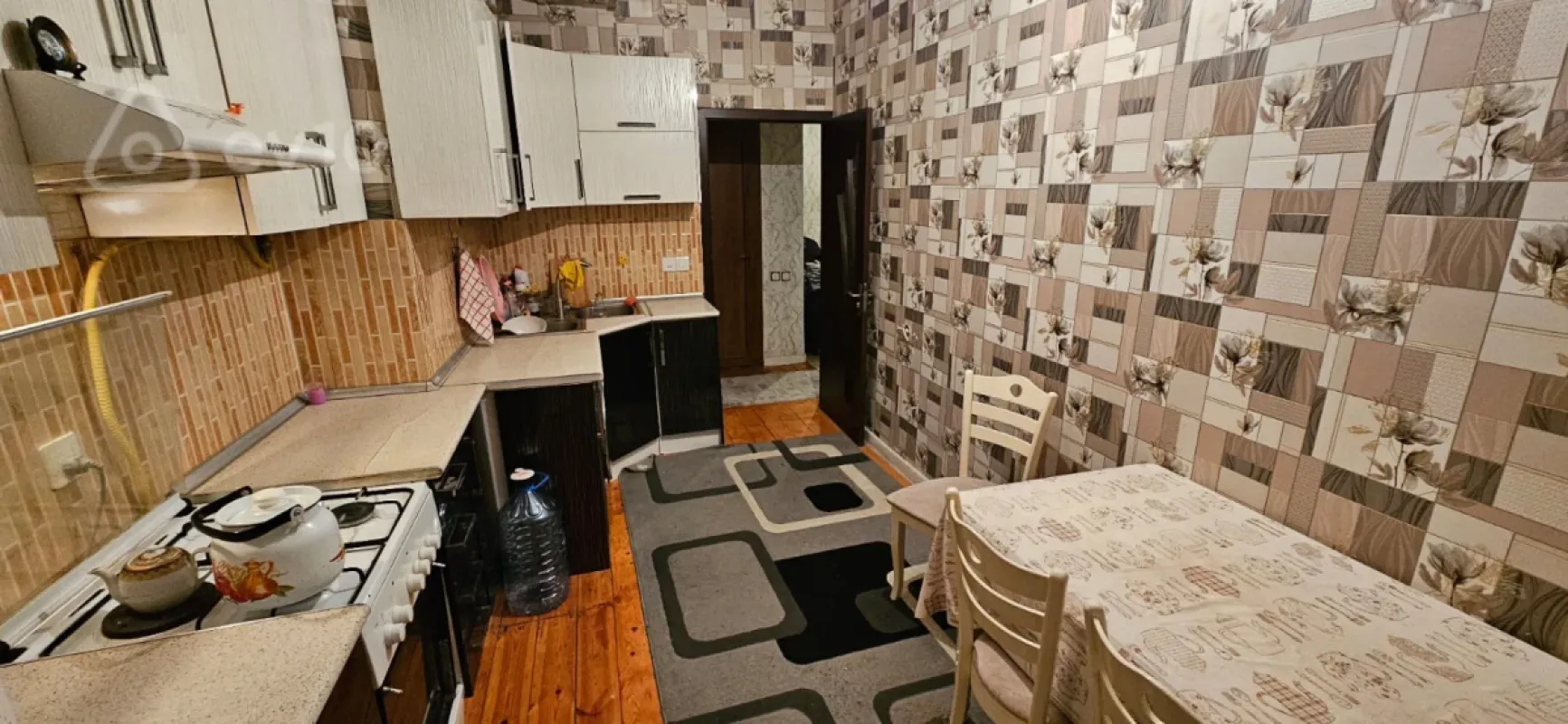 Kirayə verilir 2 otaqlı yeni tikili 87 m²