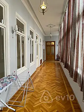 Kirayə verilir 4 otaqlı ofis 160 m²