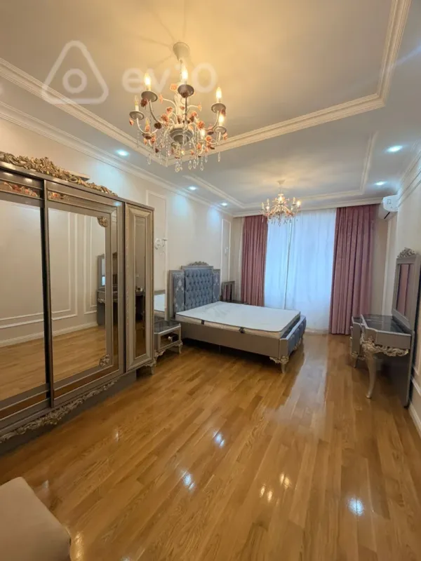 Kirayə verilir 2 otaqlı yeni tikili 122 m²