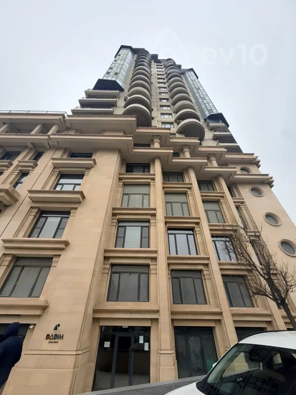 Kirayə verilir 2 otaqlı yeni tikili 122 m²