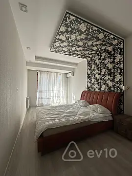 Kirayə verilir 2 otaqlı yeni tikili 87 m²