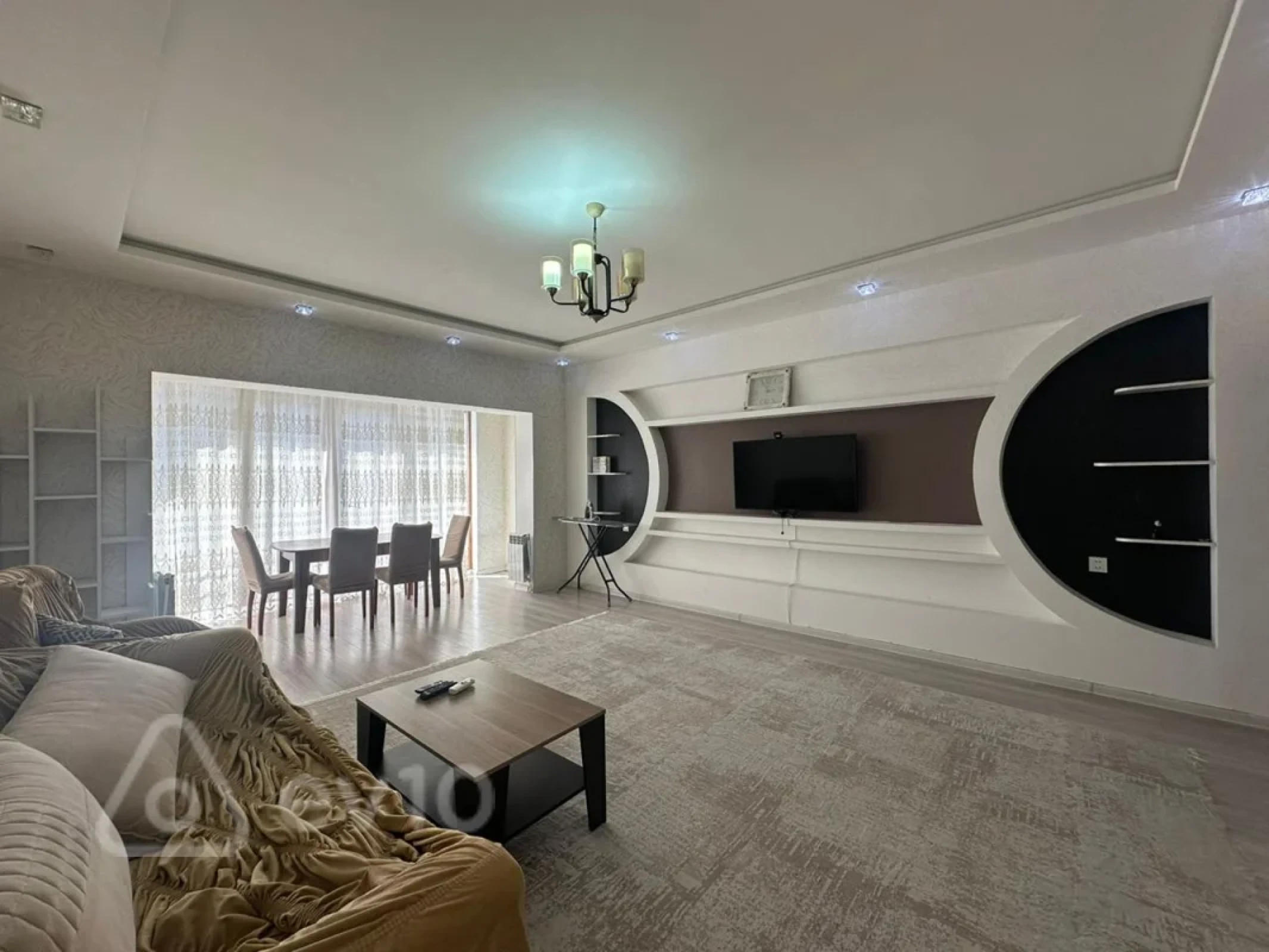 Kirayə verilir 2 otaqlı yeni tikili 87 m²