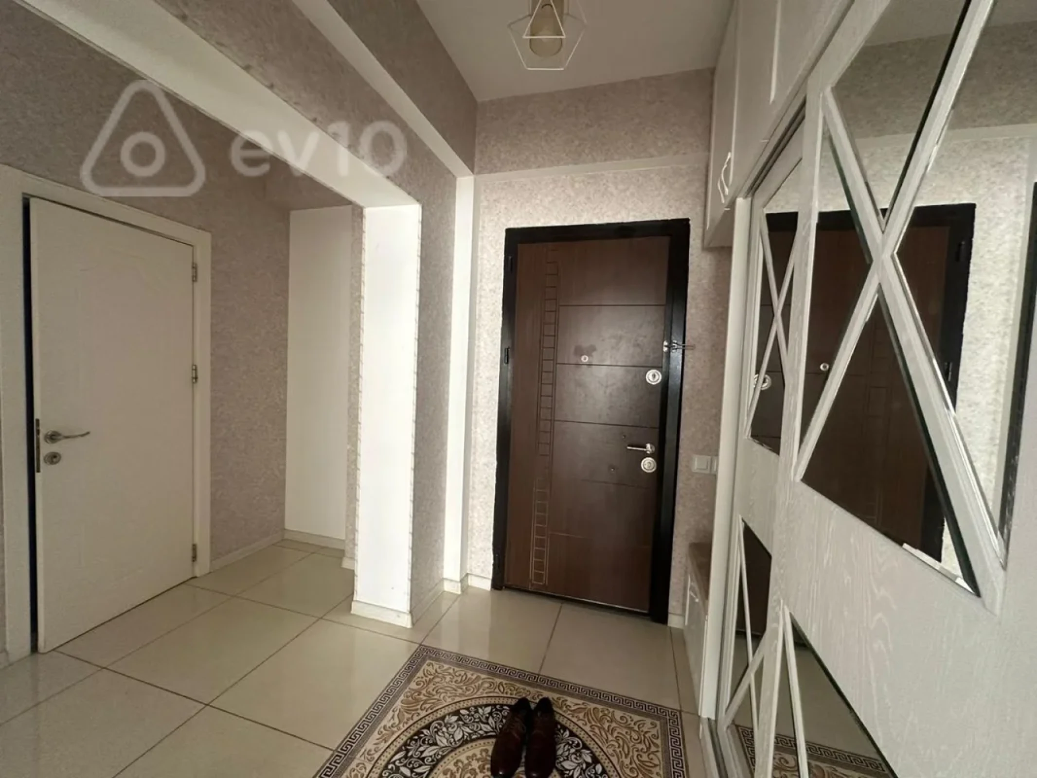Kirayə verilir 2 otaqlı yeni tikili 87 m²