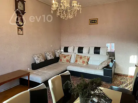 Satılır 6 otaqlı həyət evi 171 m²