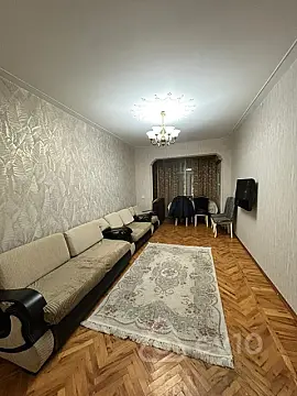 Kirayə verilir 2 otaqlı köhnə tikili 50 m²