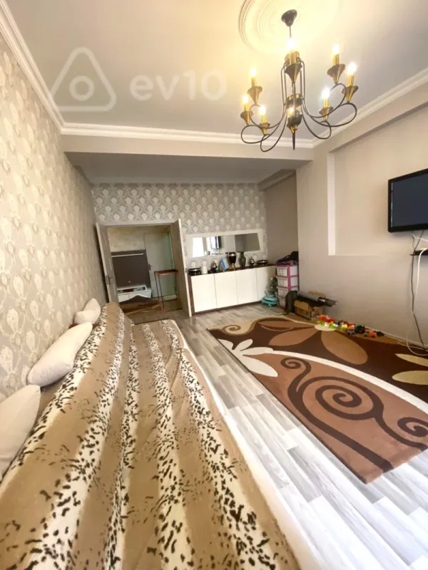 Kirayə verilir 2 otaqlı yeni tikili 82 m²