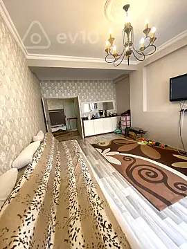 Kirayə verilir 2 otaqlı yeni tikili 82 m²