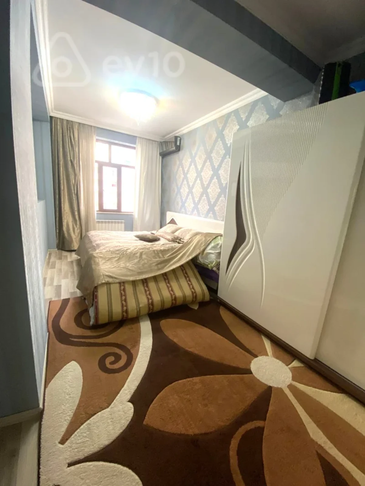 Kirayə verilir 2 otaqlı yeni tikili 82 m²