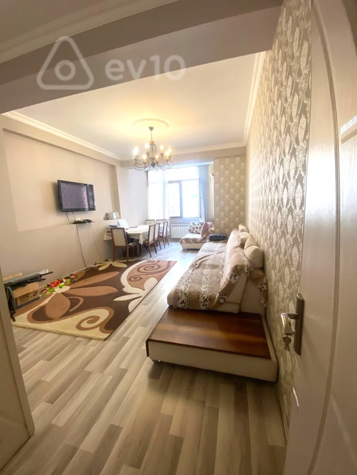 Kirayə verilir 2 otaqlı yeni tikili 82 m²